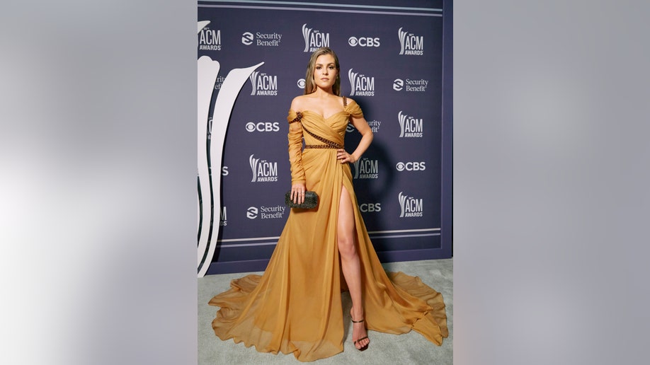 2021 Academy of Country Music Awards red carpet fashion | Fox News