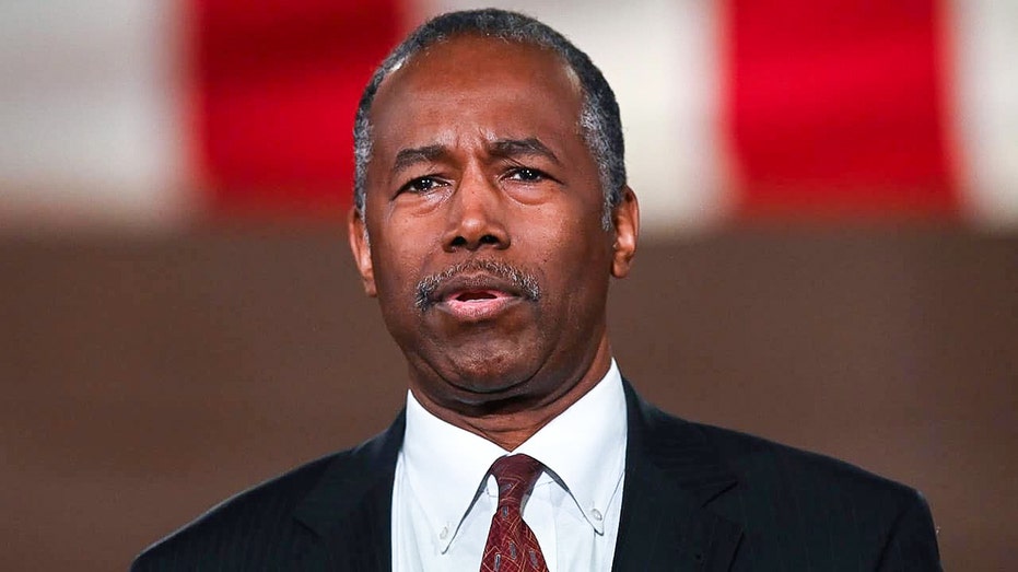 Ben Carson praises Trump for appearance at ‘hostile’ Black journalists conference