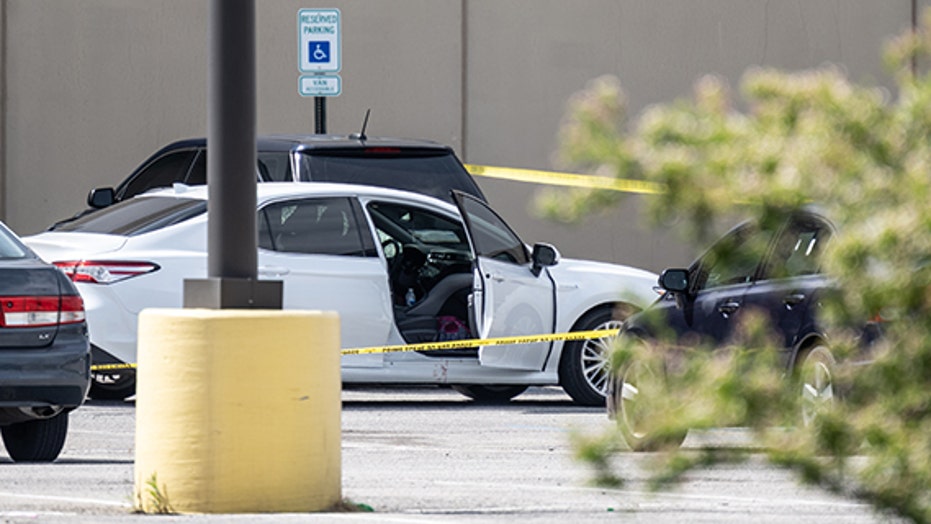 Who is Indianapolis FedEx shooter Brandon Hole? | Fox News