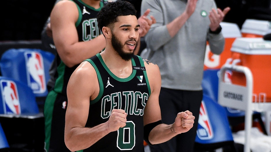 タタムスコア 32, Celtics edge Trail Blazers for 4th straight