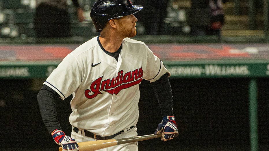 Indians top Twins 5-3 in 10 innings on Luplow’s 2-run homer