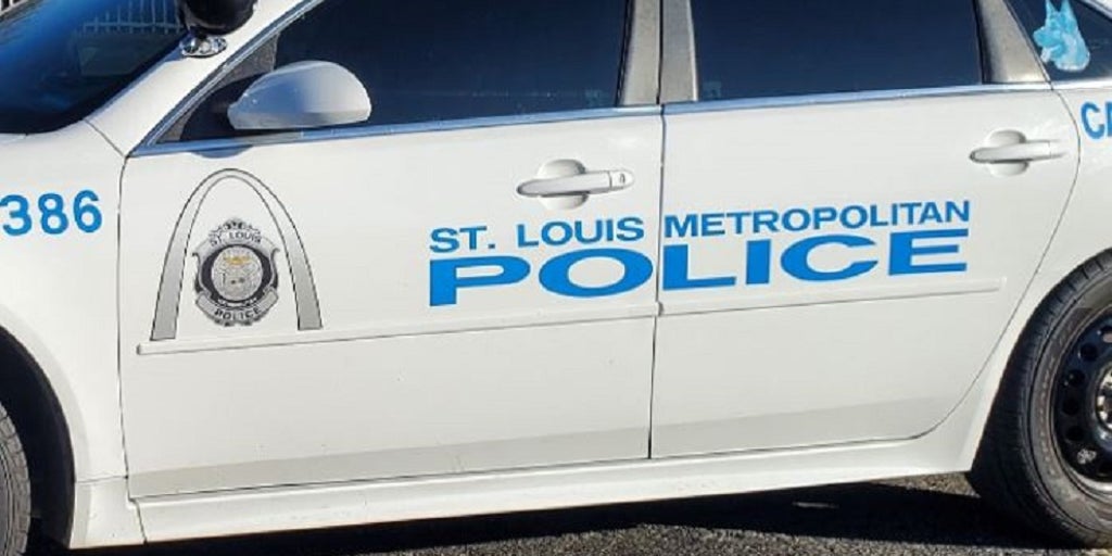 Carjacking victim attacked with screwdriver says St. Louis deputy charged with murder saved his life - Vimarsana News