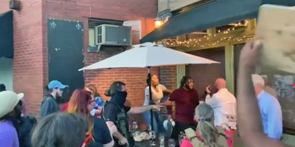 TN-fight.jpg?ve=1&tl=1