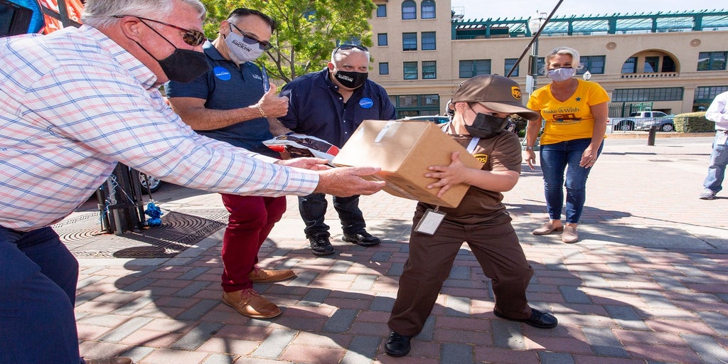 Youngest UPS driver get his wish delivered as 6-year-old takes the wheel in California - Vimarsana News