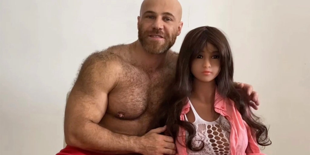 Bodybuilder who wed two sex dolls is now open to dating humans