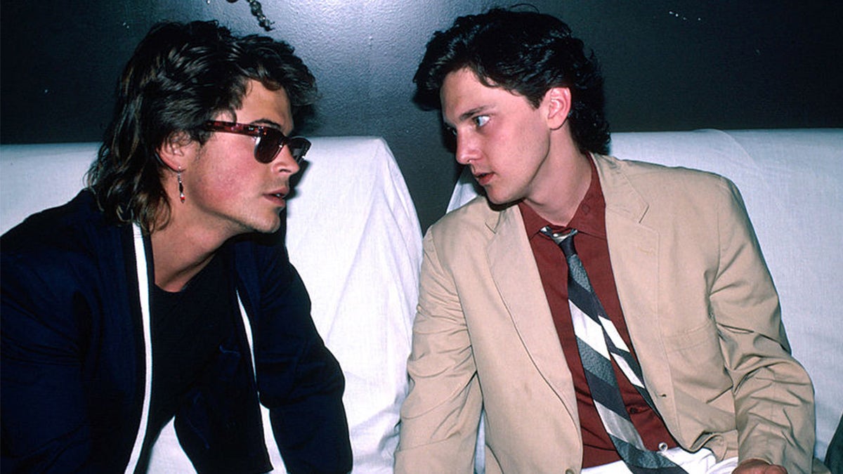 (L-R) Actors Rob Lowe and Andrew McCarthy.