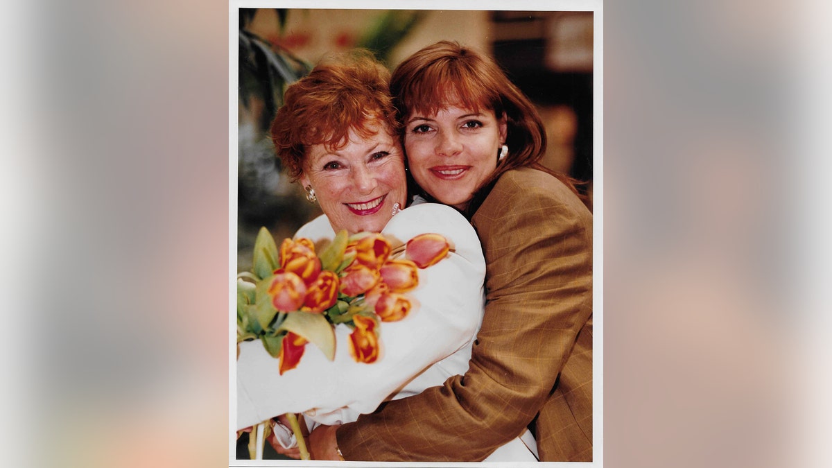 Marion Ross and her daughter.