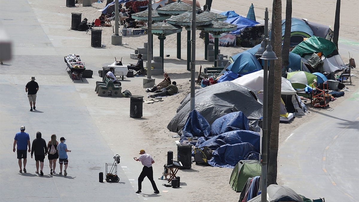 homeless venice beach