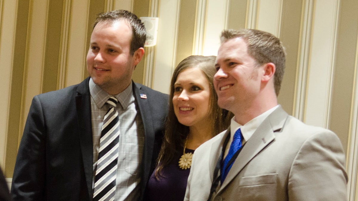 Anna Duggar and Josh Duggar pose during the 42nd annual Conservative Political Action Conference (CPAC) at the Gaylord National Resort Hotel and Convention Center on February 28, 2015 in National Harbor, Maryland. Conservative activists attended the annual political conference to discuss their agenda.