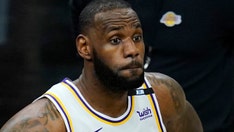 LeBron James avoids question on violating NBA's health and safety protocols after loss to Suns