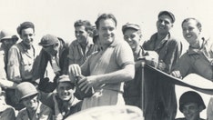 Bob Hope’s letters to American troops during WWII chronicled in book: It 'affected his entire life’