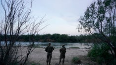 More Mexico border crossers are single adults, agents find