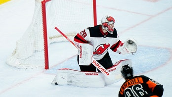 Blackwood has 30 saves as Devils beat Flyers 4-1