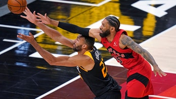 Bogdanovic scores 34 as Jazz rally to beat Raptors 106-102