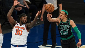 Randle, Knicks beat Celtics to clinch No. 4 seed in East