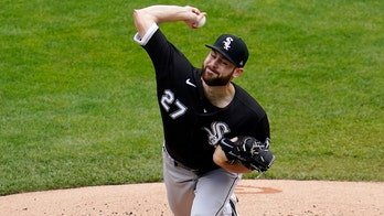 Josh Donaldson takes his trash to the parking lot, gets in Giolito's face