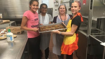 Teen baker sweetens lives making desserts for those in need