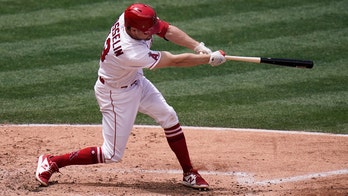 Gosselin hits Angels past Twins 7-1 in doubleheader opener