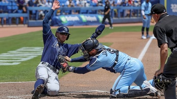 Rays rally with 5 walks in 9th, top Jays for 10th win in row