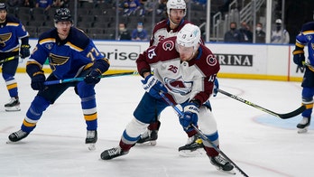Avalanche looking ahead in playoffs after sweep of Blues
