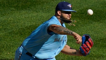 Manoah overwhelms Yankees in debut, a 2-0 Blue Jays' win