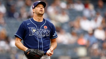 Rays win for 16th time in 17 games, Hill beats Yankees 3-1