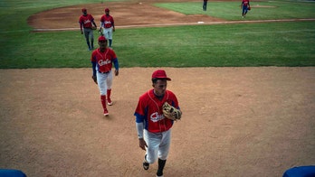 Cuban baseball player defects after arriving in Florida