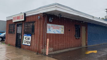Denver man confronts beer drive-thru clerk with assault rifle