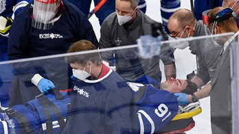 Maple Leafs' John Tavares out of the hospital after scary collision, team says