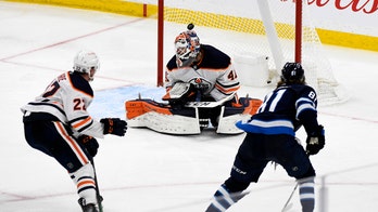 Jets finish off sweep of Oilers with 4-3 victory in 3 OTs