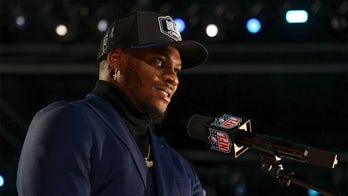 Cowboys' Micah Parsons misfires on '9-11' caption, apologizes in tweet