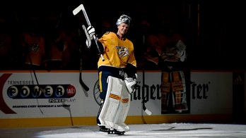 Pekka Rinne notches shutout as Preds beat Hurricanes 5-0