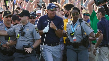PGA apologizes for chaotic crowd situation on major's final hole