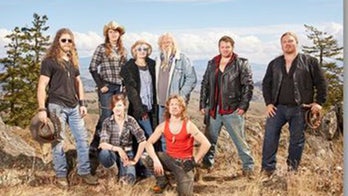 'Alaskan Bush People' star Noah Brown, wife Rhain expecting baby No. 2