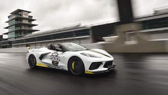 Indy 500 Chevrolet Corvette Stingray Convertible pace car revealed