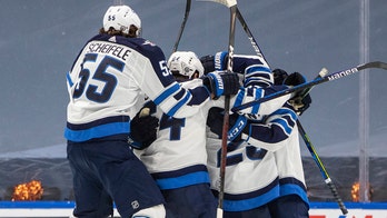Stastny scores in OT, Jets beat Oilers 1-0 for 2-0 lead