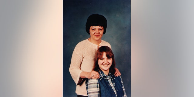 Lori Arnold with mom Linda in 1975.