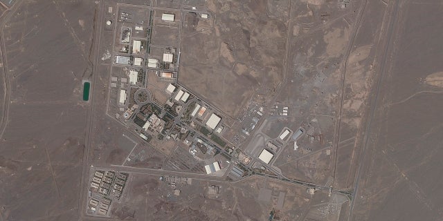 FICHIER - En ce 14 avril 2021, une photo satellite fournie par Planet Labs Inc. montre l'installation nucléaire iranienne de Natanz.  (Planet Labs via AP)