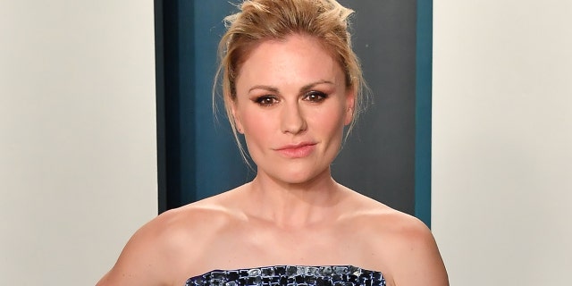 Anna Paquin clapped back at a critic who felt she was not representative of her bisexual sexuality. (Photo by Allen Berezovsky/Getty Images)