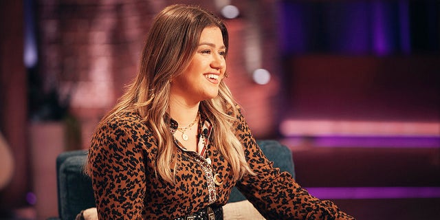 Kelly Clarkson said divorce "rips you apart."