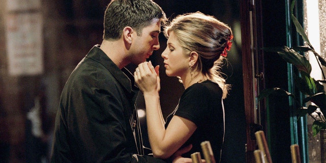 David Schwimmer and Jennifer Aniston played an on-screen couple in the comedy series "Friends."