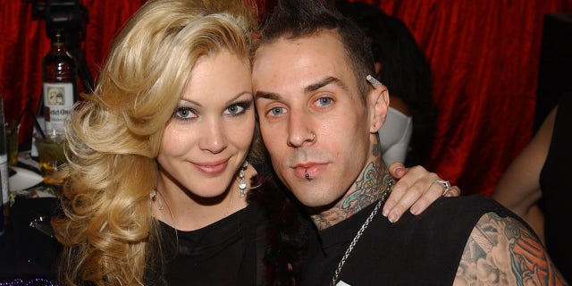 Shanna Moakler and Travis Barker during Beachers Comedy Madhouse - October 9, 2004 at The Hard Rock Hotel and Casino in Las Vegas in Las Vegas, Nevada, United States.