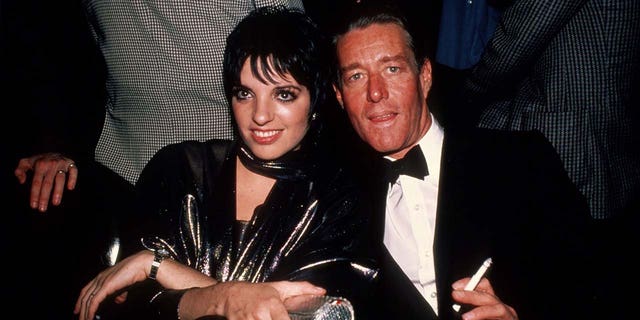 Liza Minnelli with designer Halston circa 1982 in New York City. (Photo by Robin Platzer/IMAGES/Getty Images)