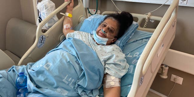 Randa Oweis, a mother of five, received a new kidney from Yigal Yehoshua.