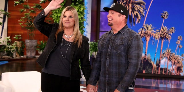 Trisha Yearwood and her husband Garth Brooks guest-hosted ‘The Ellen DeGeneres Show’ on Friday.