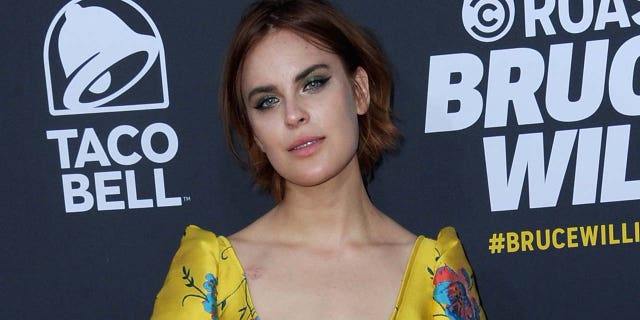 Tallulah Willis verloofde zich met Dillon Buss.