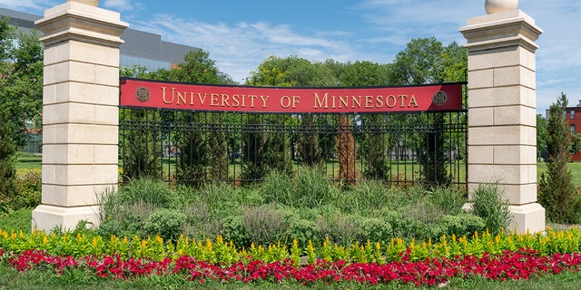 MINNEAPOLIS, MN/USA - JUNE 30, 2018: Entrance sign and garden near Stadium Village on the east bank of the University of Minnesota.