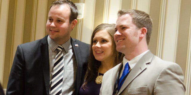 Anna Duggar and Josh Duggar pose during the 42nd Annual Conservative Political Action Conference (CPAC) at the Gaylord National Resort Hotel and Convention Center on February 28, 2015 in National Harbor, Maryland.