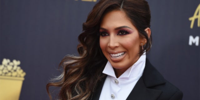 ‘Teen Mom’ alum Farrah Abraham suggested Chrissy Teigen go to therapy after the former model's past tweets bullying female stars went viral.