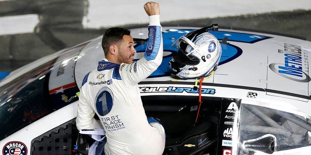 Kyle Larson wins NASCAR Coca-Cola 600 to claim all-time record for Hendrick Motorsports - Fox News
